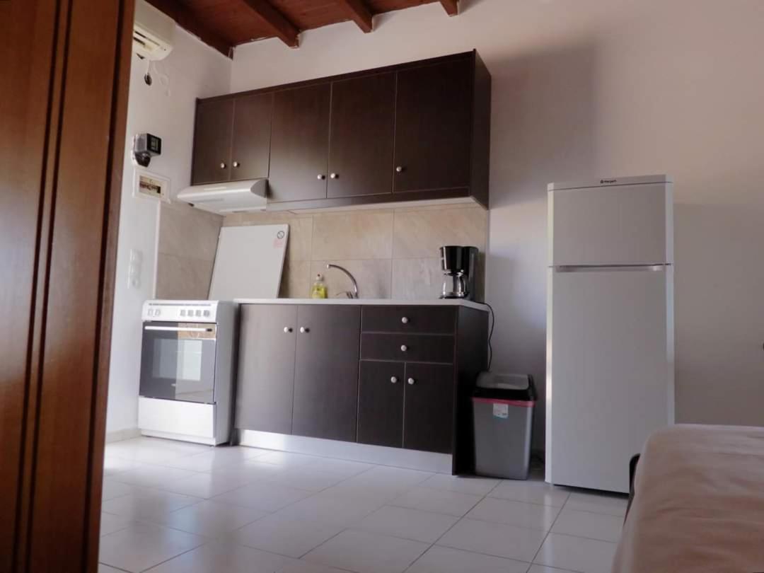Ledakis Studios Frangocastelo Ruang foto